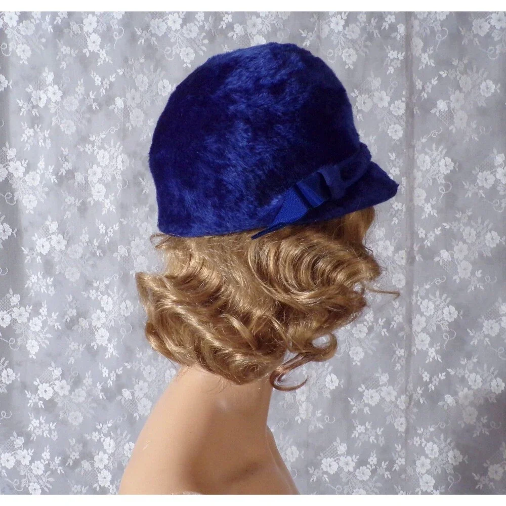 Vintage 60s Blue Fuzzy Cloche Hat 1960s Retro Mod Twiggy Riding Bell Cool